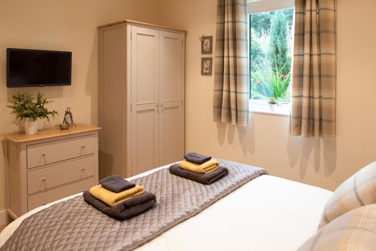 Larchwood Lodge Ellon エクステリア 写真
