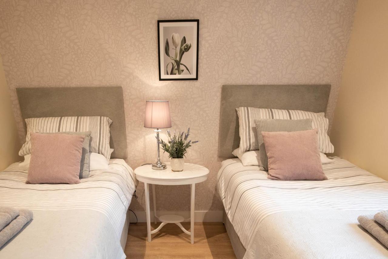 Larchwood Lodge Ellon エクステリア 写真