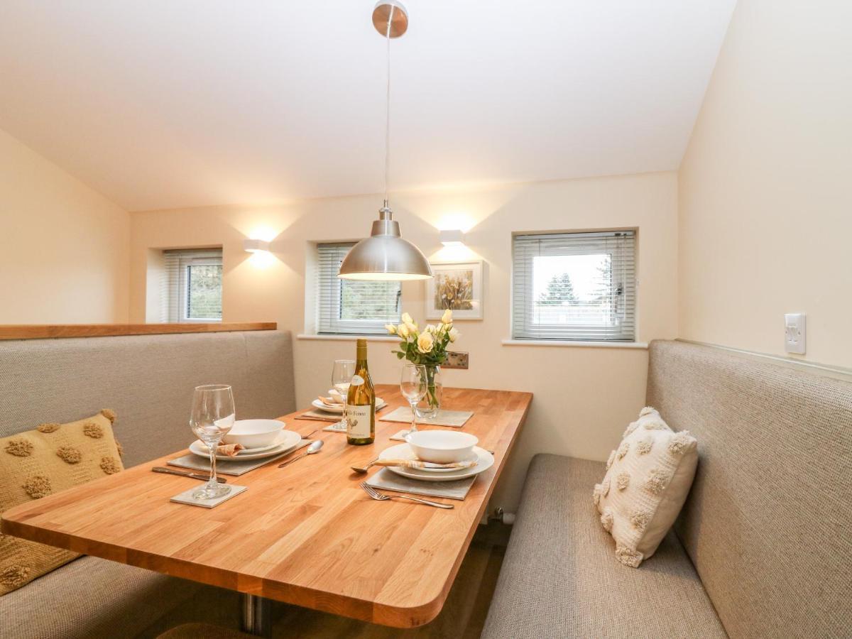 Larchwood Lodge Ellon エクステリア 写真